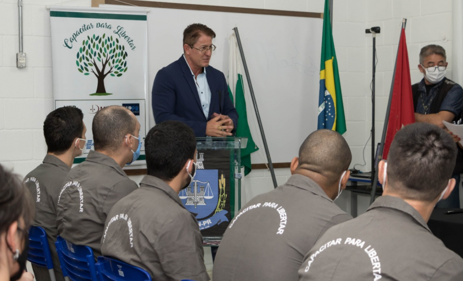 Em Londrina, presos se formam em cursos profissionalizantes e se tornam microempreendedores