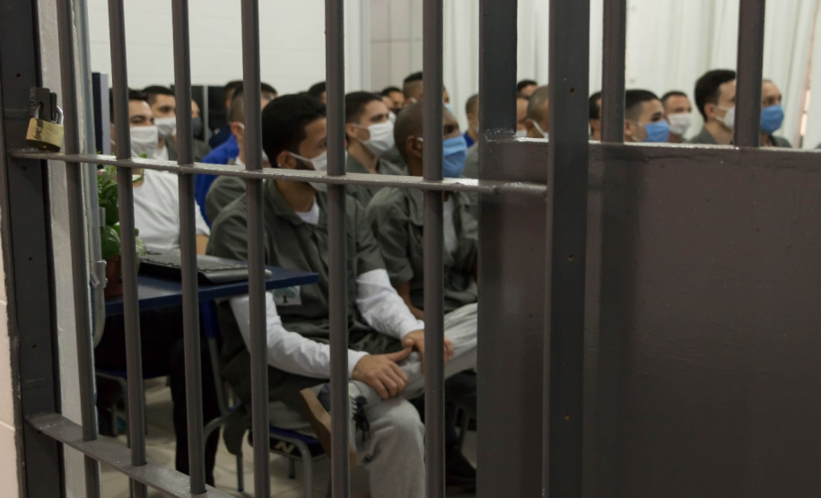 Em Londrina, presos se formam em cursos profissionalizantes e se tornam microempreendedores