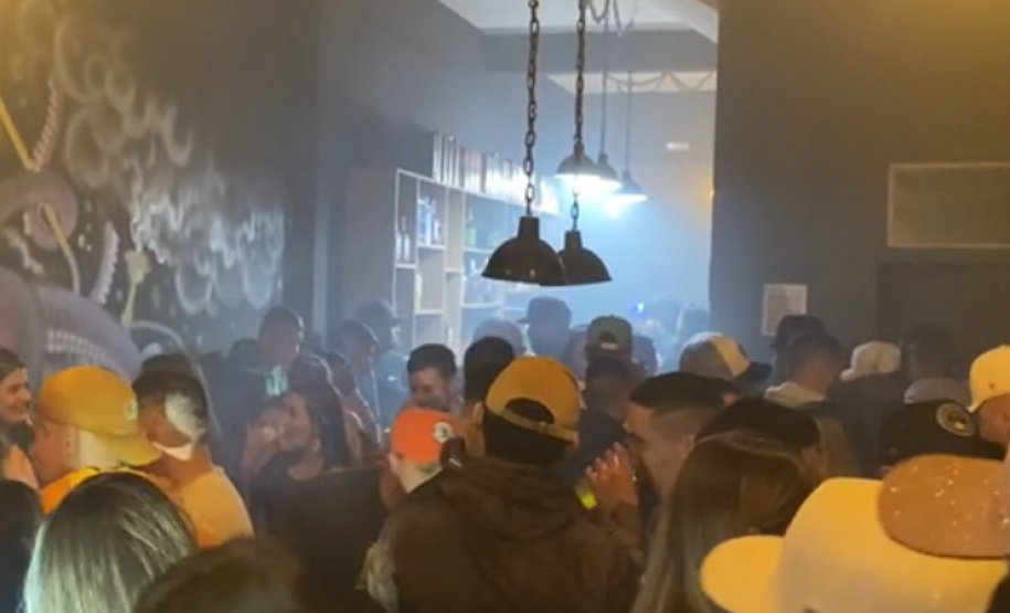 Durante final de semana, AIFU dispersa mais de 2,5 mil pessoas de aglomerações e fecha 13 estabelecimentos irregulares