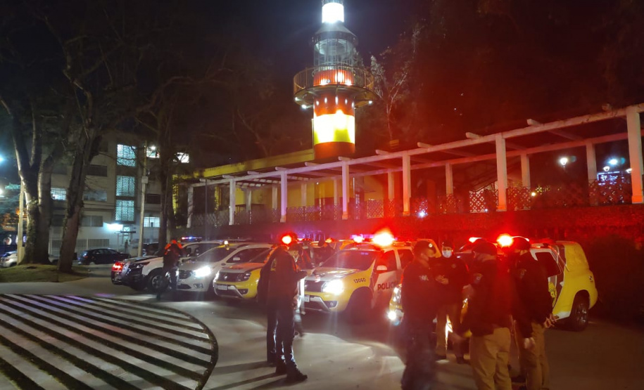 Durante final de semana, AIFU dispersa mais de 2,5 mil pessoas de aglomerações e fecha 13 estabelecimentos irregulares