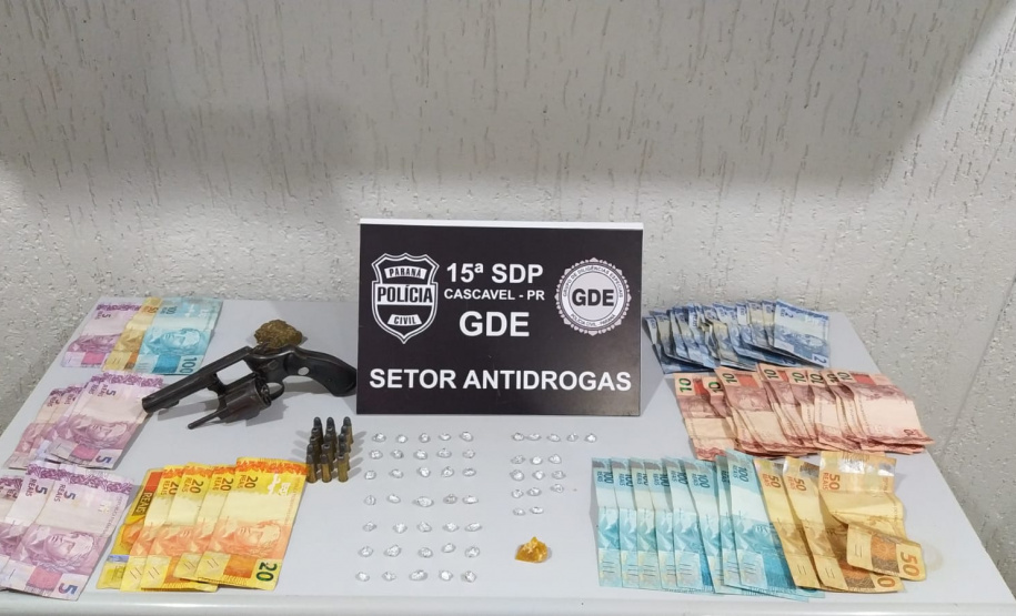 PCPR prende três pessoas por tráfico de drogas em Cascavel