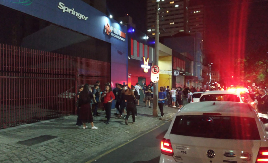 Aifu dispersa mais de 2,2 mil pessoas e aplica mais de R$ 760 mil em multas em Curitiba