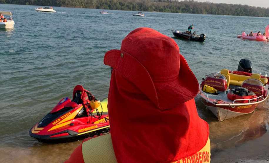 Ações do Corpo de Bombeiros e outras forças policiais garantem feriado tranquilo em Porto Rico