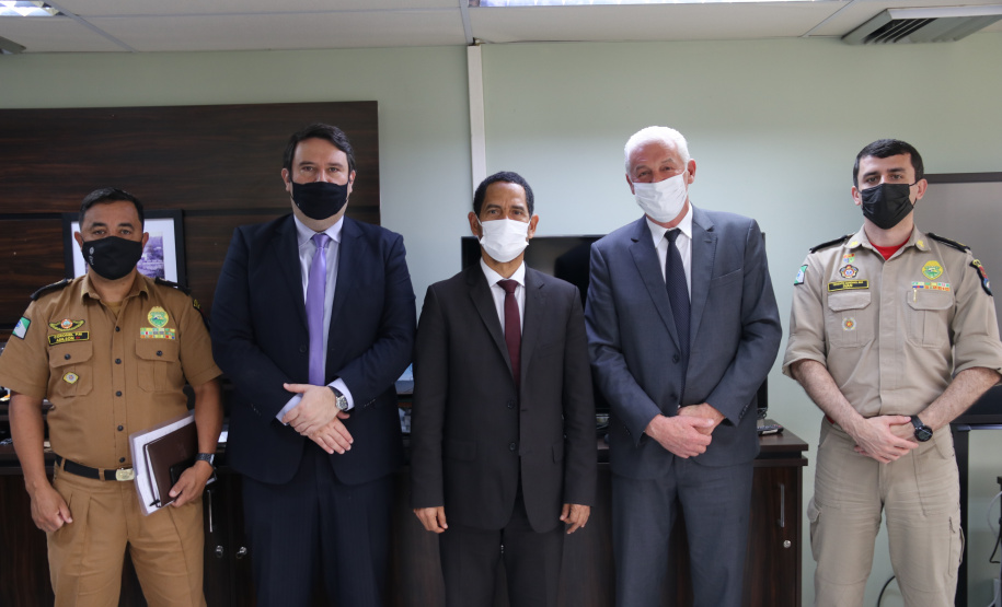 Secretaria da Segurança Pública recebe prefeito de Guaíra