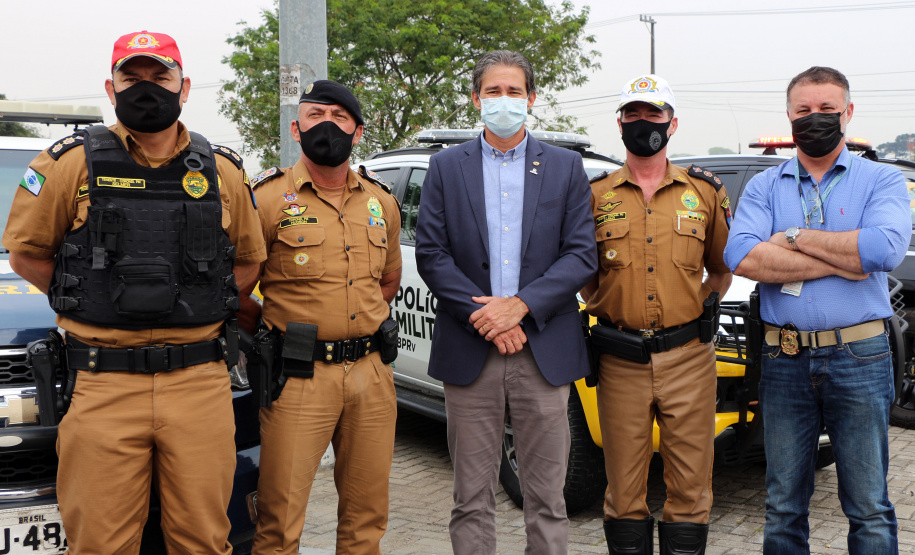 Polícia Militar participa de blitz educativa integrada da Semana Nacional do Trânsito na Linha Verde em Curitiba