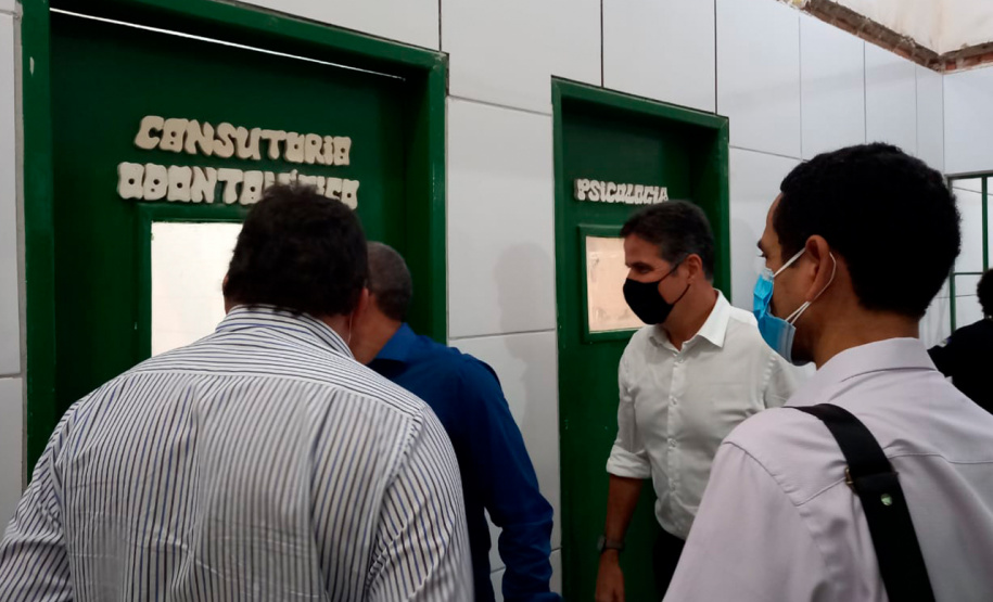 Secretário da Segurança do Paraná visita unidade prisional em Pernambuco