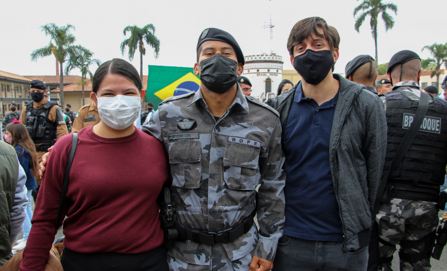 Segurança forma 30 policiais militares em curso de resposta rápida e missões especiais