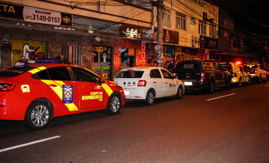 Fiscalização fecha 12 pontos comerciais de Curitiba e aplica meio milhão em multas