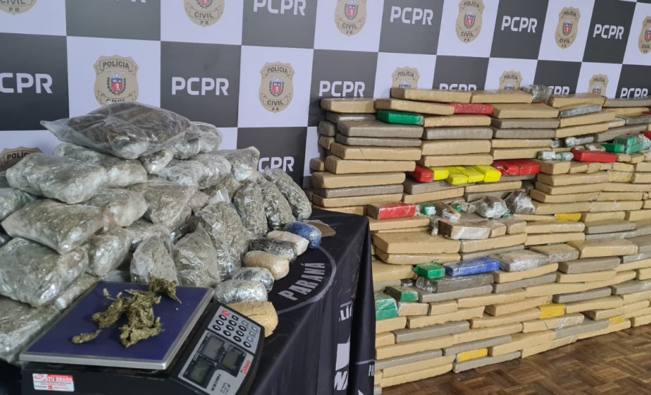 Polícia Civil apreende quase 1,5 tonelada de maconha no Centro de Curitiba