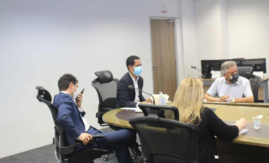 Secretaria da Segurança Pública recebe visita de prefeitos de Contenda e São Pedro do Ivaí para discutir segurança regional