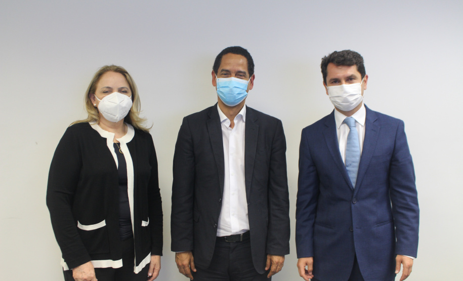 Secretaria da Segurança Pública recebe visita de prefeitos de Contenda e São Pedro do Ivaí para discutir segurança regional