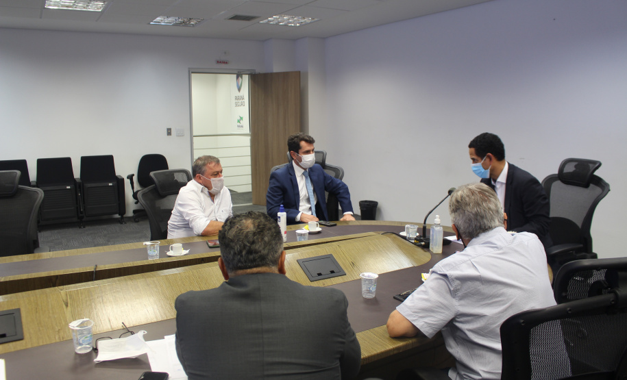 Secretaria da Segurança Pública recebe visita de prefeitos de Contenda e São Pedro do Ivaí para discutir segurança regional