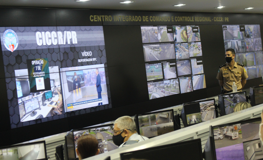 Segurança Pública do Paraná recebe comitiva do Curso de Aperfeiçoamento de Oficiais de São Paulo