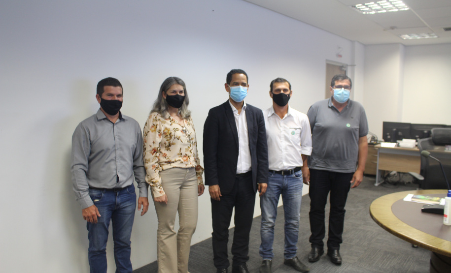 Secretário Marinho participa de reunião com o Prefeito de Sapopema e vereadores de São José da Boa Vista para discutir segurança pública dos municípios