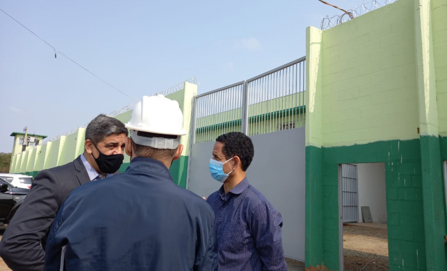Secretário da Segurança Pública visita obras da Cadeia Pública de Londrina
