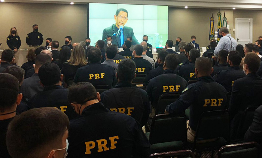Secretário da Segurança Pública representa governador no ENATI, em Foz do Iguaçu