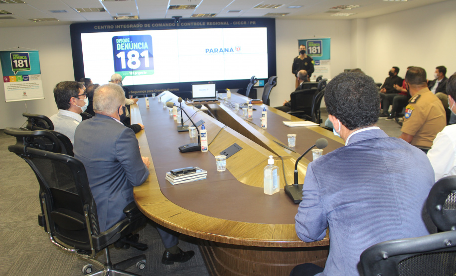 Disque Denúncia 181 recebe da inciativa privada material educativo para reforçar participação da comunidade