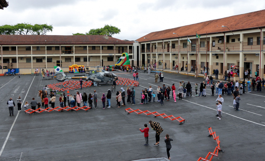 Em homenagem ao Dia das Crianças, PM abre Quartel do Comando-Geral para a comunidade