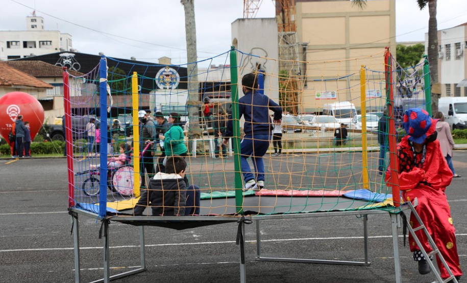 Em homenagem ao Dia das Crianças, PM abre Quartel do Comando-Geral para a comunidade