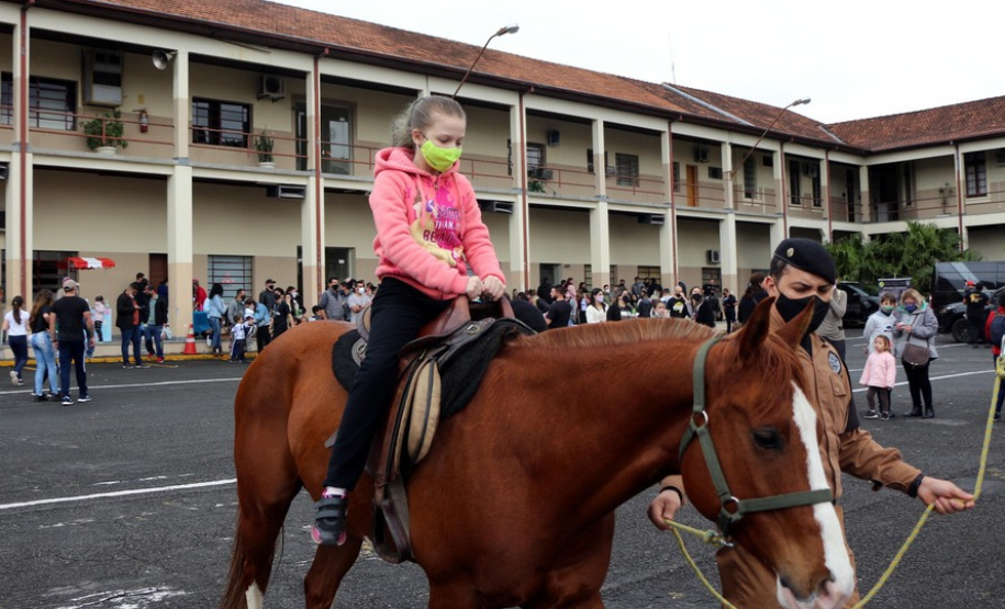 Em homenagem ao Dia das Crianças, PM abre Quartel do Comando-Geral para a comunidade