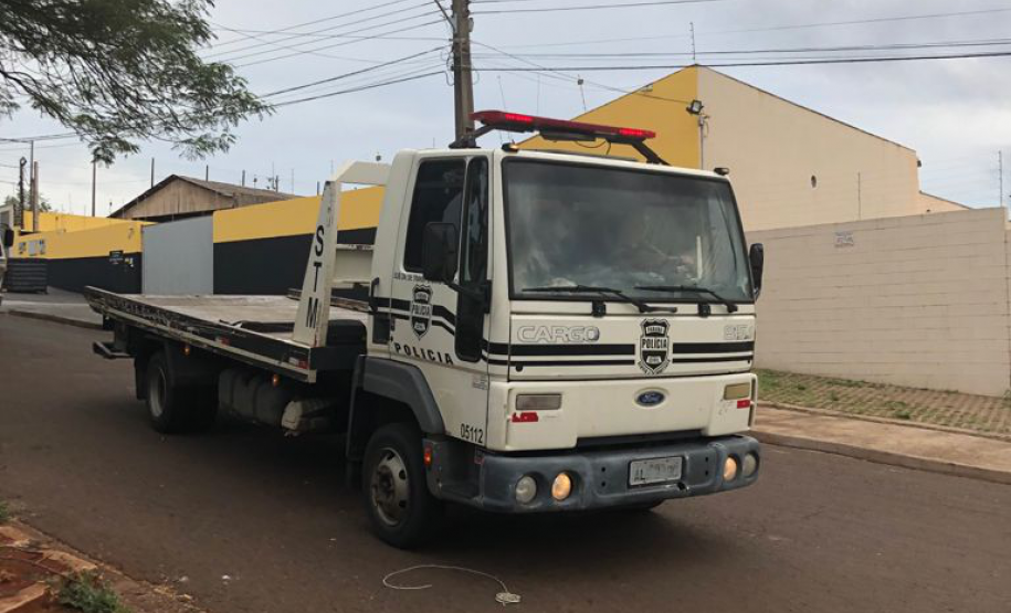 Polícia Civil remove 15 veículos de delegacia de Bela Vista do Paraíso, no interior do estado