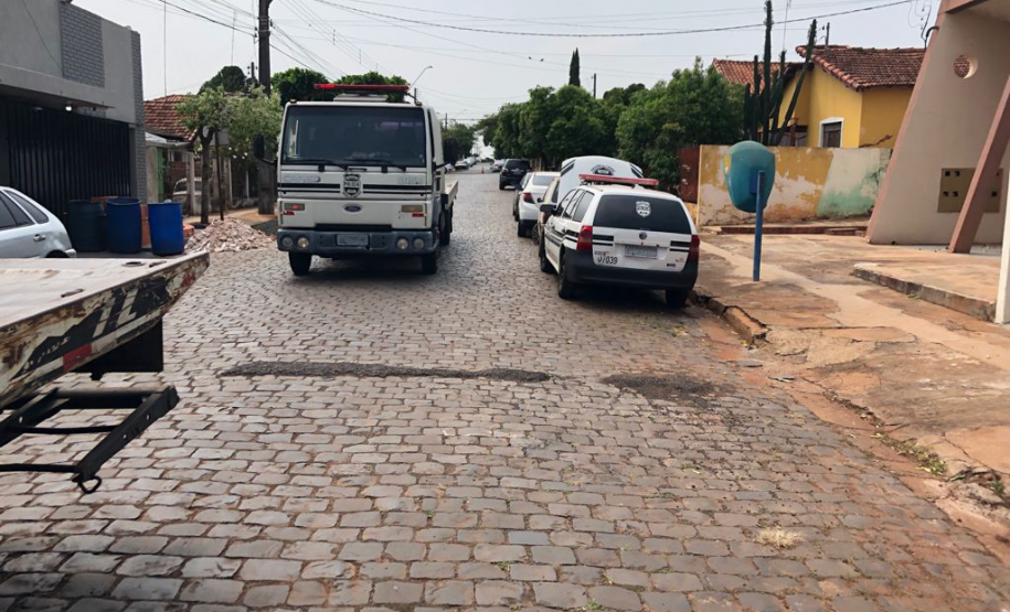 Polícia Civil remove 15 veículos de delegacia de Bela Vista do Paraíso, no interior do estado