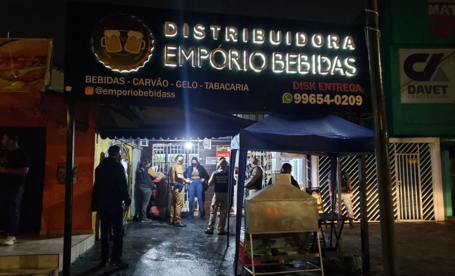 Fiscalização fecha estabelecimentos e aplica R$ 495,5 mil em multas em Curitiba