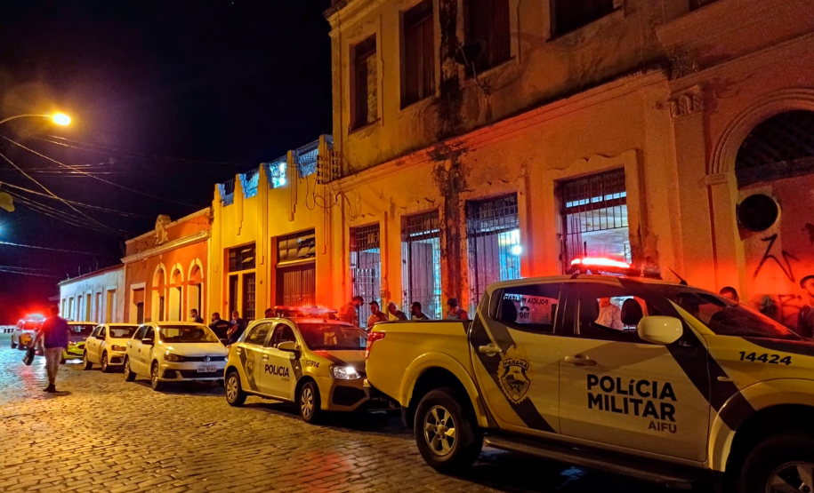 Operação apreende arma de fogo e produtos contrabandeados em Curitiba e no Litoral