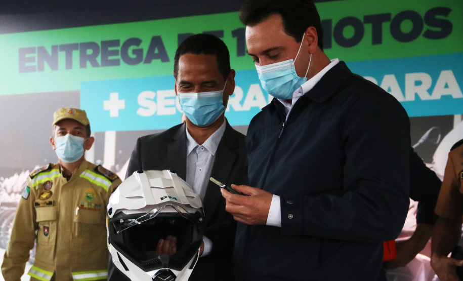 Polícia Militar recebe 155 novas motocicletas BMW durante solenidade em Ponta Grossa (PR)