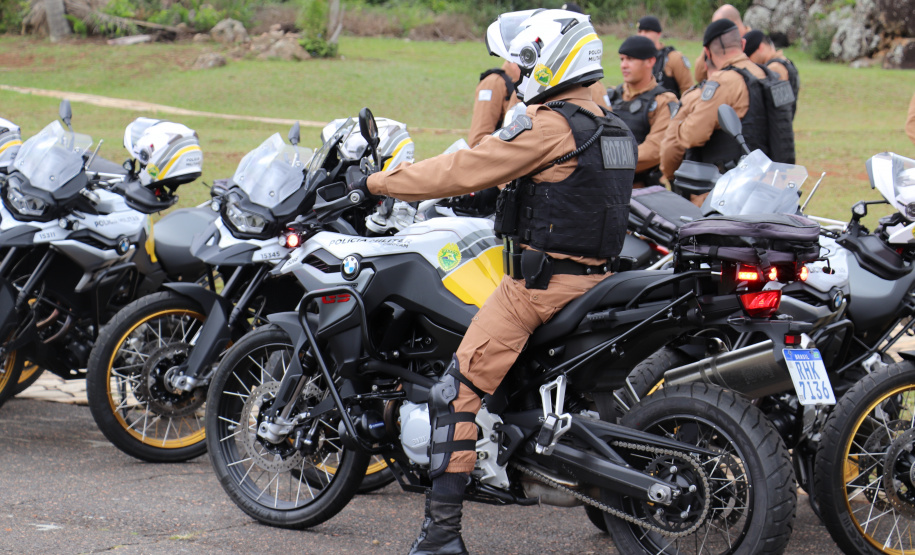 Polícia Militar recebe 155 novas motocicletas BMW durante solenidade em Ponta Grossa (PR)