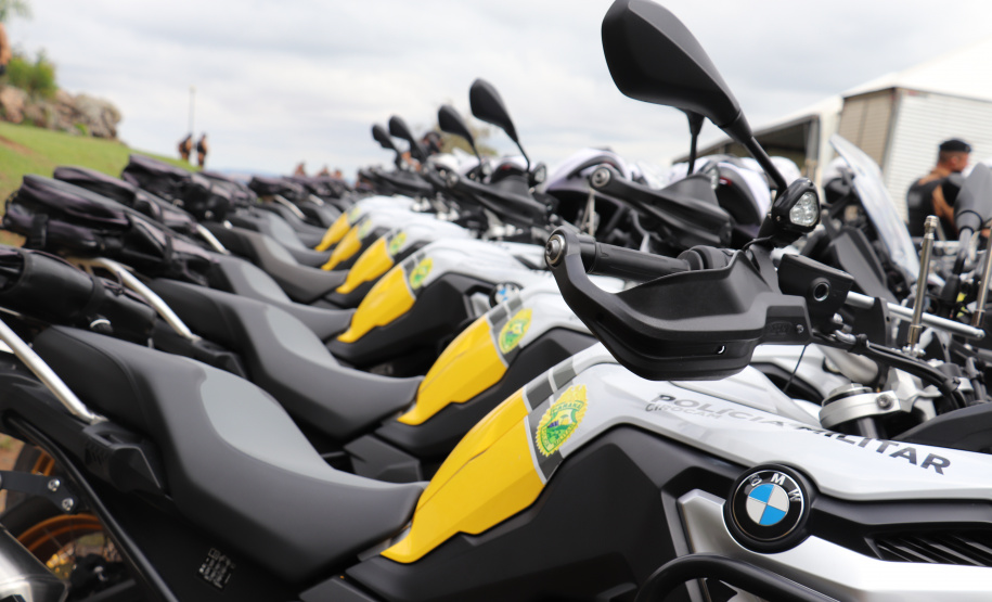 Polícia Militar recebe 155 novas motocicletas BMW durante solenidade em Ponta Grossa (PR)