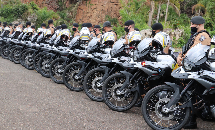 Polícia Militar recebe 155 novas motocicletas BMW durante solenidade em Ponta Grossa (PR)