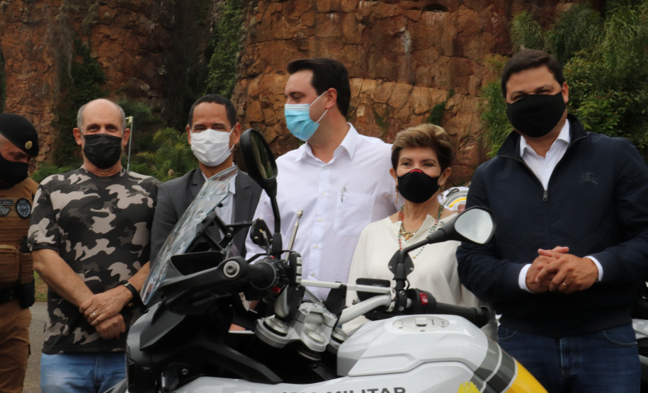 Polícia Militar recebe 155 novas motocicletas BMW durante solenidade em Ponta Grossa (PR)