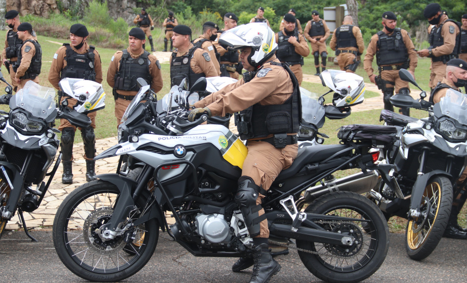 Polícia Militar recebe 155 novas motocicletas BMW durante solenidade em Ponta Grossa (PR)