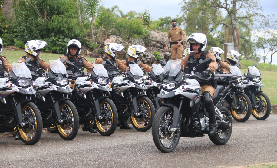 Polícia Militar recebe 155 novas motocicletas BMW durante solenidade em Ponta Grossa (PR)