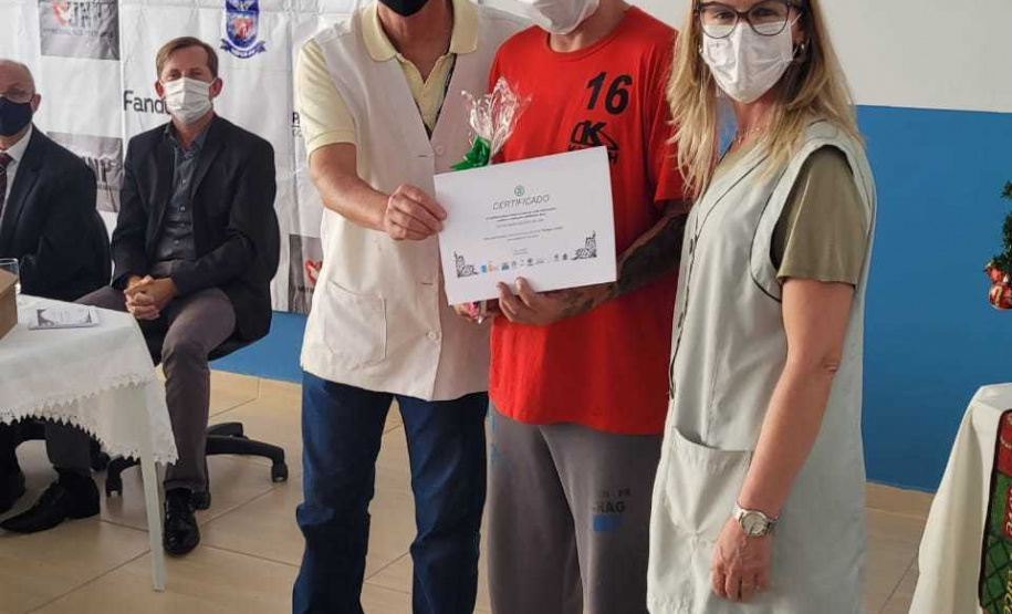 Mais de 2.200 presos participaram dos concursos literário e de desenho do Deppen