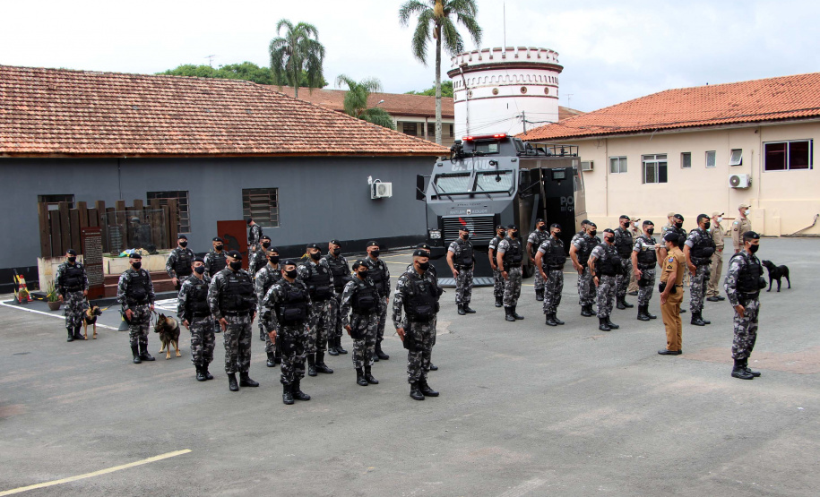 Canil do BPChoque comemora 50 anos de criação com entrega de medalhas em Curitiba