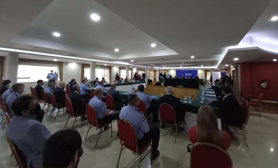 Brasil, Paraguai e Uruguai discutem ações para fortalecer cooperação na fronteira