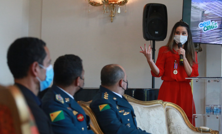 Secretário Marinho recebe medalha Mérito de Defesa Civil-Vale do Acre