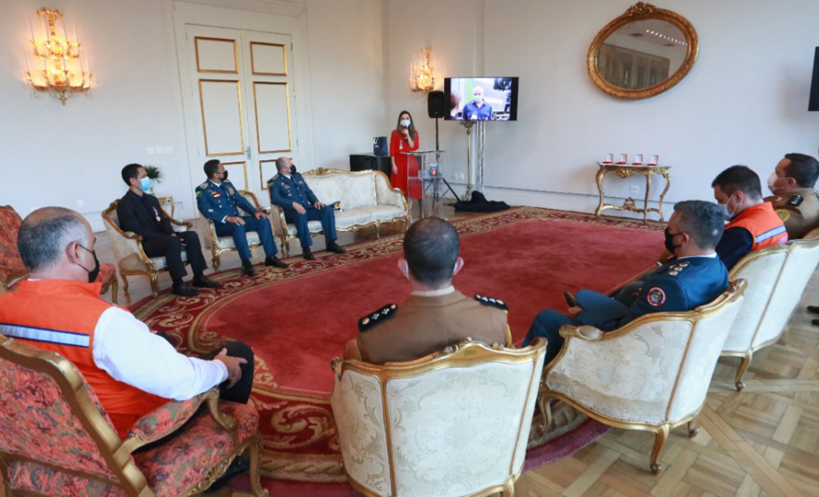 Secretário Marinho recebe medalha Mérito de Defesa Civil-Vale do Acre