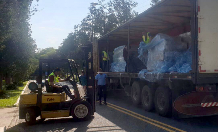 Quase 9 mil pistolas chegam ao Paraná para renovar armamento da PM