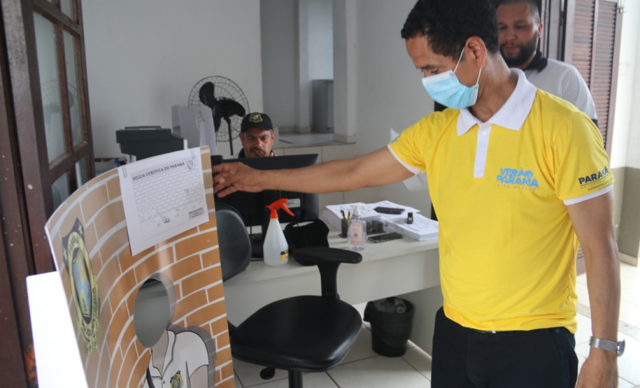 Secretário da Segurança Pública e Coordenador do Verão Paraná Viva a Vida 2021/2022 visita unidades policiais do Litoral