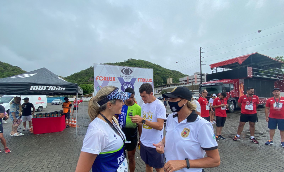 Polícia Civil do Paraná participa de corrida de rua em Guaratuba, no Litoral