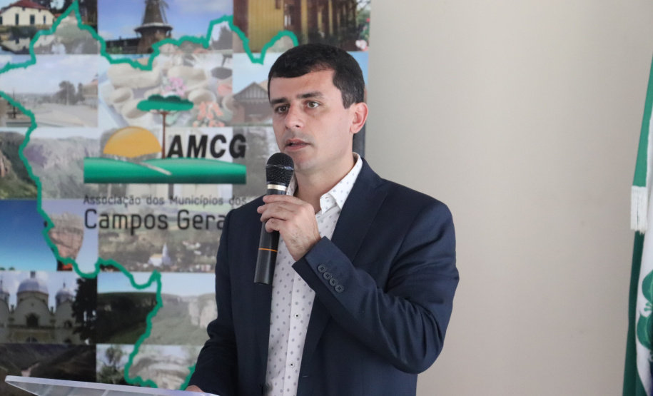 Estado apresenta a prefeitos dos Campos Gerais projetos na área de segurança pública