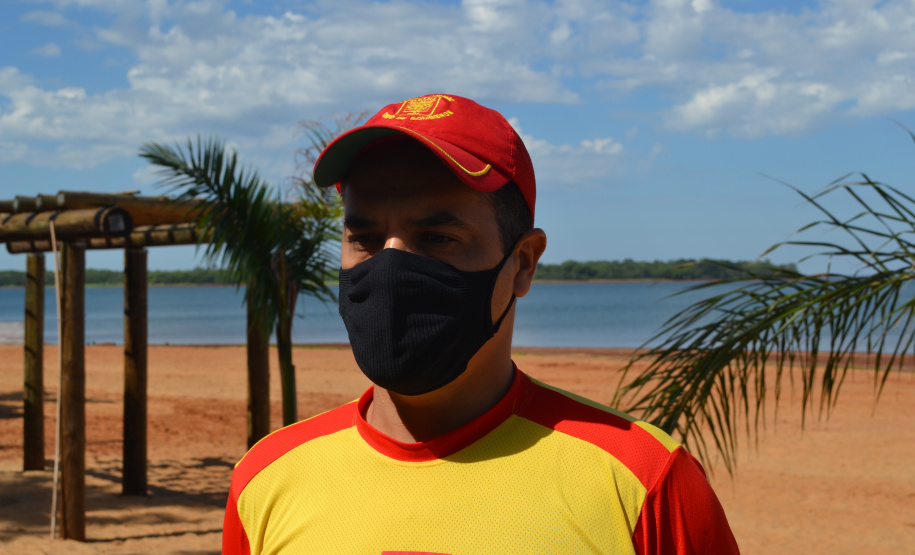 Fiscalização intensa do Corpo de Bombeiros leva tranquilidade e segurança às praias de água doce da Costa Oeste