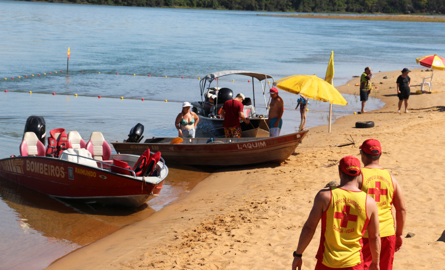 Procurados em dias quentes, rios também oferecem riscos, alertam Bombeiros