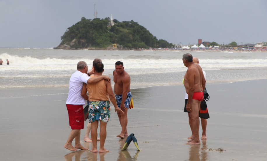 21ª edição da Travessia dos Veteranos do Corpo de Bombeiros celebra tradição em Guaratuba
