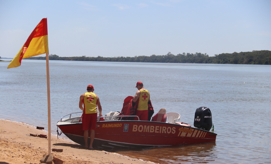 Procurados em dias quentes, rios também oferecem riscos, alertam Bombeiros