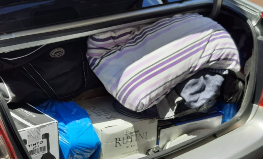 Policiais rodoviários estaduais apreendem drogas e equipamentos eletrônicos