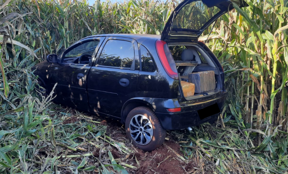Policiais rodoviários estaduais apreendem drogas e equipamentos eletrônicos